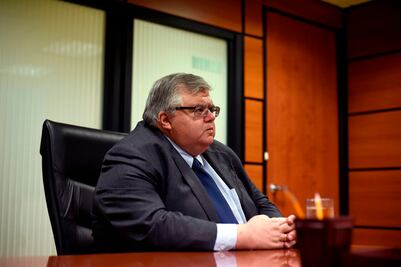 Aumento a salario mínimo debe ser prudente: Carstens