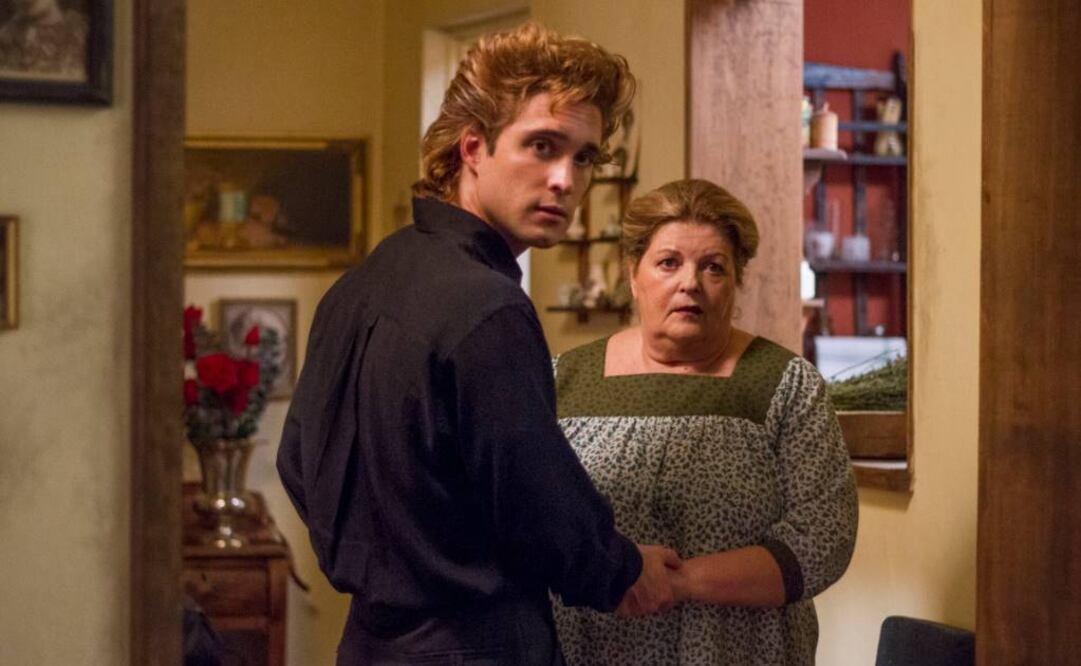 El capítulo 11 de la serie de Luis Miguel resolvió la duda que se generó en el episodio anterior sobre Marcela Basteri, su madre, quien supuestamente estaba en un psiquiátrico  FOTO: CORTESÍA NETFLIX 