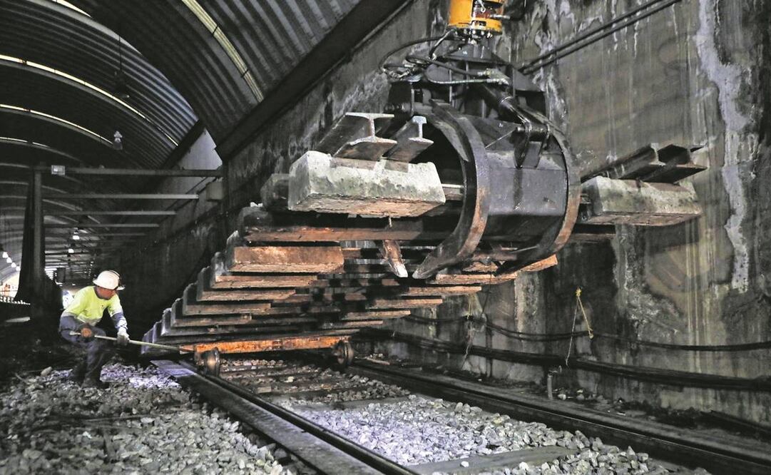 Debido a que superó su vida útil, la Línea 1 del Metro fue sometida a mantenimiento mayor para dar un mejor servicio. Foto: Archivo EL UNIVERSAL 