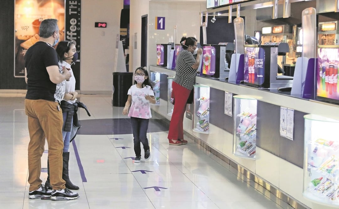 Los cines operaban por seguridad con 80% de su aforo, pero podían estar al 100% desde septiembre, y manteniendo los requerimientos sanitarios para evitar contagios de Covid-19. Foto: Carlos Mejía. El Universal