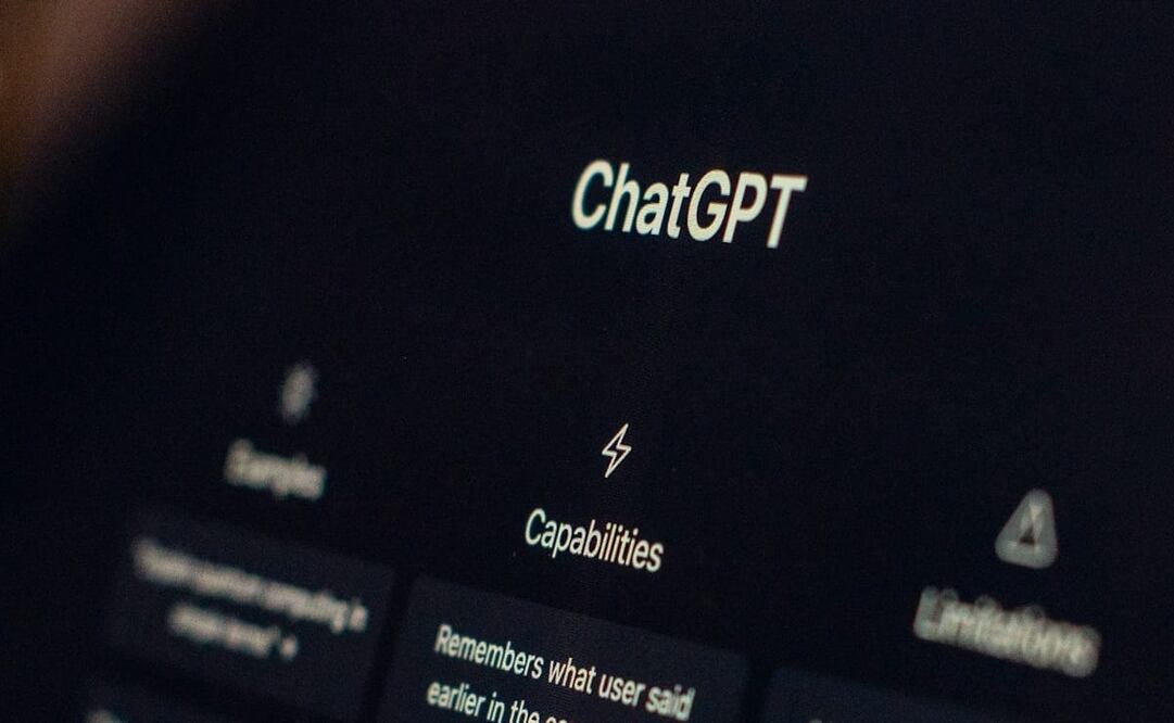 OpenAI permitirá contenido erótico en ChatGPT para adultos verificados. Foto: Unsplash