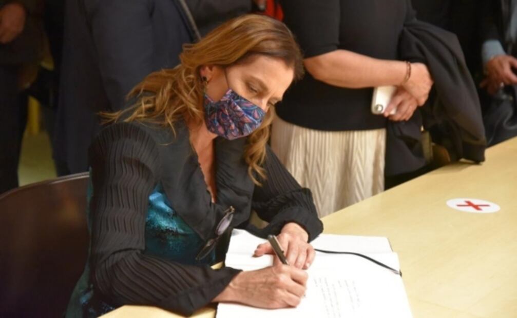 Beatriz viajó a Europa para conseguir piezas y exhibirlas en el Bicentenario de la Independencia: AMLO