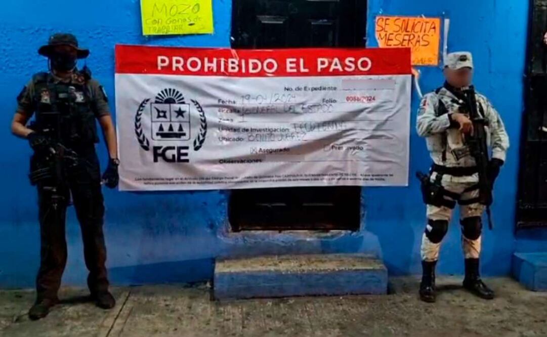 Tras concluir la diligencia, los agentes participantes colocaron los sellos correspondientes para indicar que el inmueble quedó asegurado. Foto: Especial