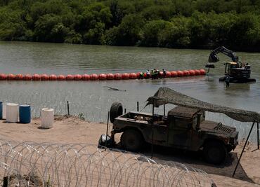 Boyas flotantes en Texas perjudican las relaciones diplomáticas entre EU y México: Casa Blanca