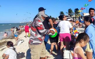 Arranca lenta la temporada turística de Semana Santa: Concanaco-Servytur; prevén ventas por 300 mil mdp