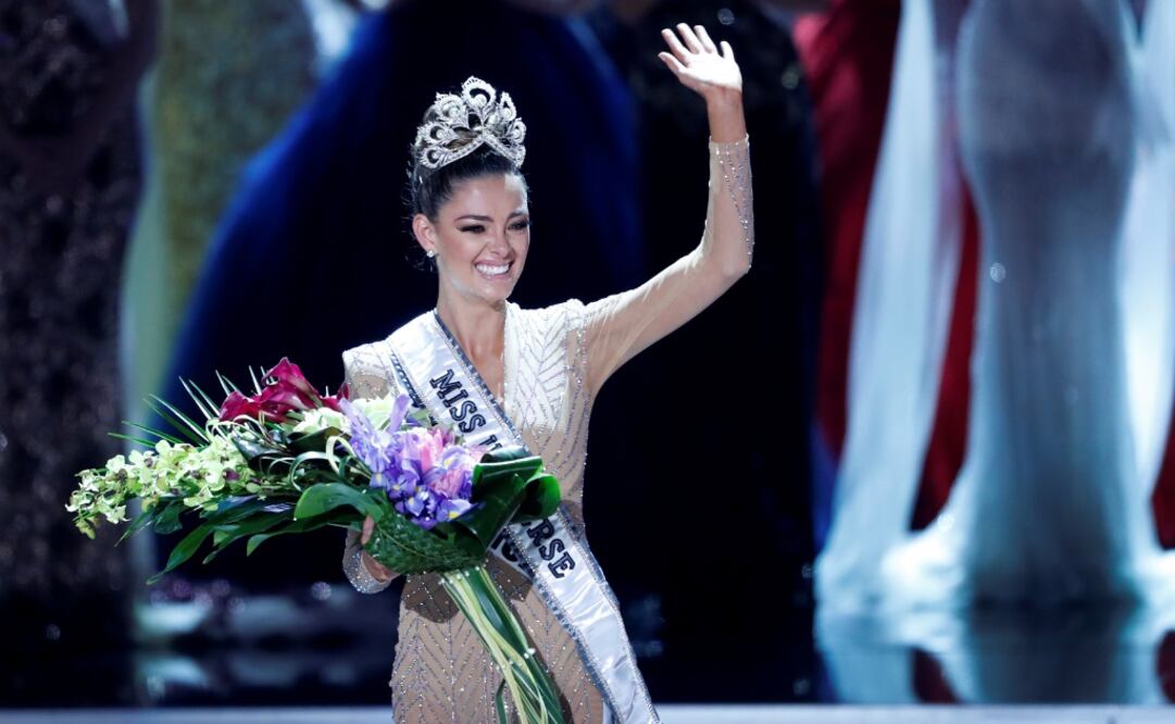 La sudafricana Demi-Leigh Nel-Peters fue coronada como Miss Universo 2017  FOTO:REUTERS