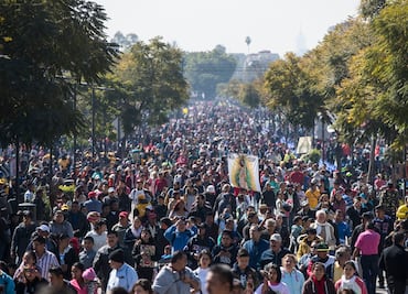 Línea 6 de Metrobús reanuda servicio normal tras festejos en la Basílica