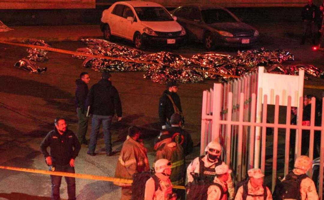 Incendio en el Instituto Nacional de Migración en Ciudad Juárez. Foto Christian Torres/El Universal