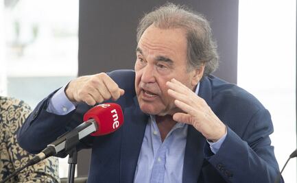 Oliver Stone asegura que por odio, unos carniceros cambiaron el cerebro de Kennedy  