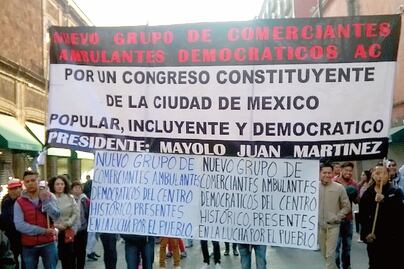 Ambulantes piden respetar sus derechos