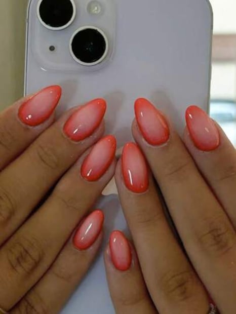 Uñas Aperol aura. Foto: Shein