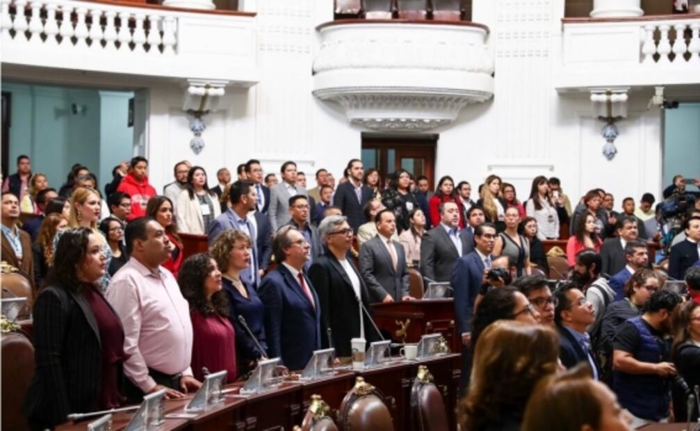 Isabela Rosales toma presidencia de la Mesa Directiva en inicio de sesiones del Congreso local