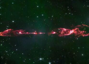 El Telescopio James Webb capta una impresionante imagen de una estrella recién nacida que lanza chorros gigantes