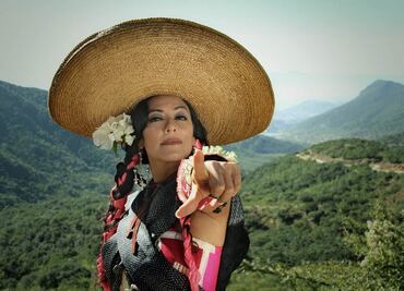 Lila Downs se cura cantando