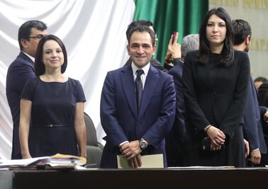 Dependencias pagaban hasta clubes a altos funcionarios: Hacienda