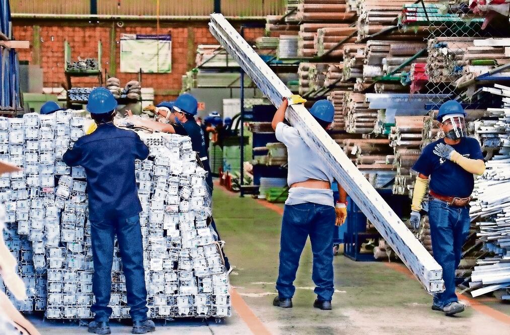 A tasa anual y con cifras originales, la producción industrial creció 1.0%, en mayo pasado. Foto: Archivo