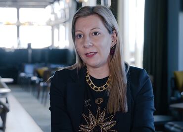 Nunca he diferenciado el sexo masculino o femenino: Eva García, Premio Planeta 2020