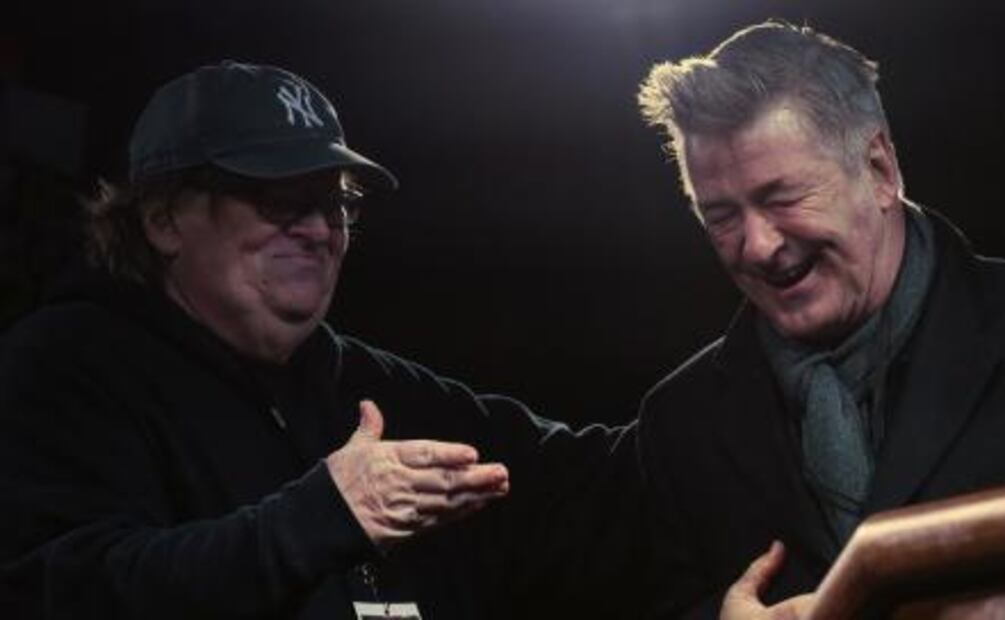 Encabezan famosos protesta en NY contra Trump