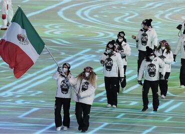 Donovan Carrillo y Sarah Schleper lideraron a la delegación mexicana en la inauguración de Beijing 2022