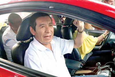 Profesores disidentes van por relevo de Núñez en Sección 22