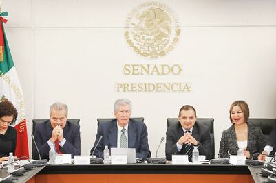 Ruiz Esparza: no es momento de abandonar el barco