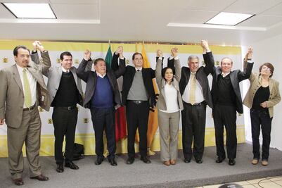 De León, candidato del sol azteca a la gubernatura 