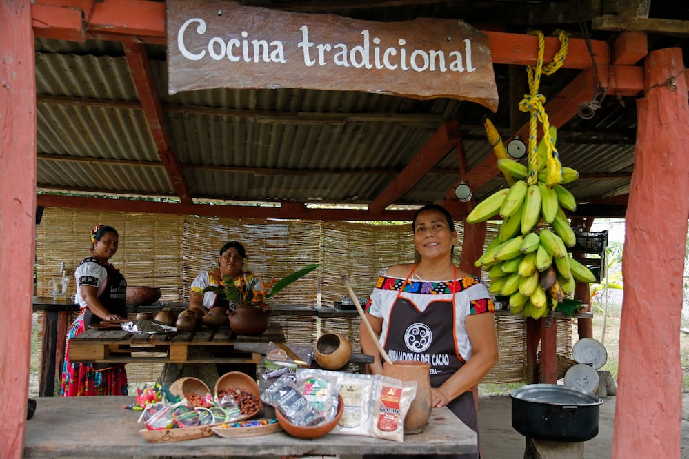 Las mujeres que conservan el cacao