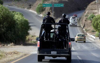 Incendian puerta del Palacio Legislativo de Zacatecas