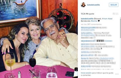 Kate del Castillo presume foto con sus padres