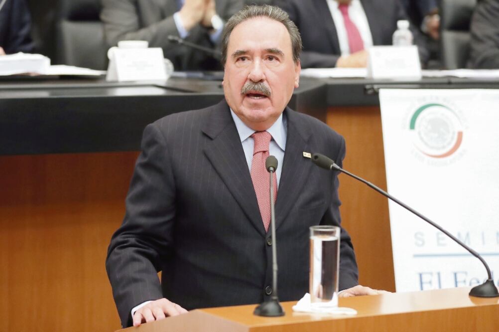 El líder de los senadores del PRI, Emilio Gamboa, reconoce que la relación México-EU pasa por un momento muy complicado. (ARCHIVO EL UNIVERSAL)