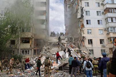 Rusia avanza sobre Kharkiv; Putin cambia cúpula militar