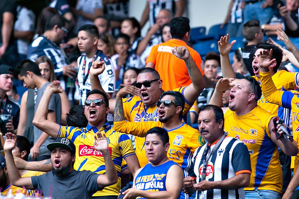 Imago7. Afición de Tigres y Monterrey en el Clásico Regio
