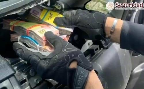 Caen dos en Morelos con armas, dinero en efectivo y droga; estaban escondidos en compartimentos ocultos de vehículo
