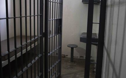 Vinculan a proceso a hijo de "El Azul" y su escolta