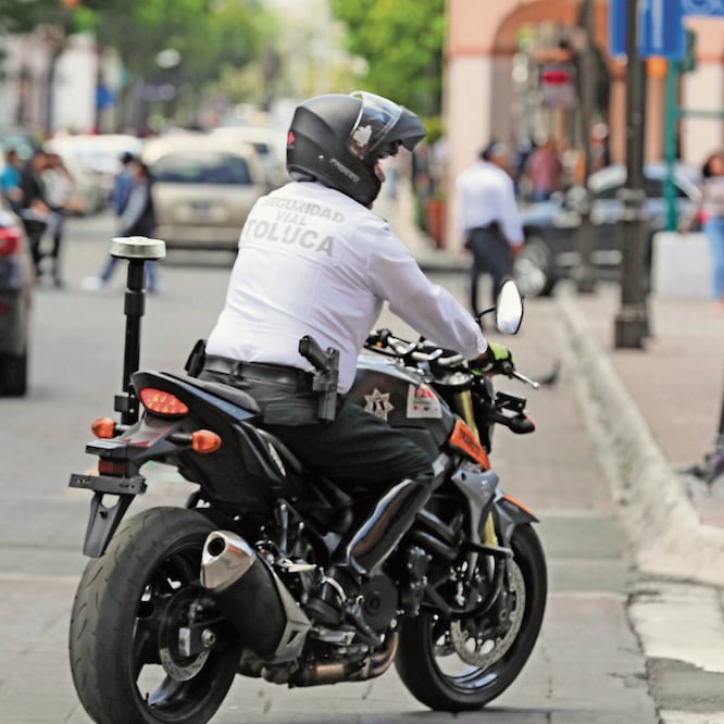 La Academia de Formación Municipal cuenta con mil 100 policías que son enviados a trabajar en la calle todo el día. JORGE ALVARADO. EL UNIVERSAL