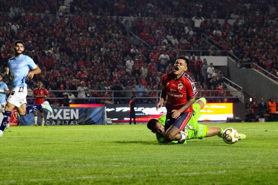 Irapuato y Tampico Madero firman un 0-0 tenso en la Gran Final - Foto: Maritza Villagómez/EL UNIVERSAL