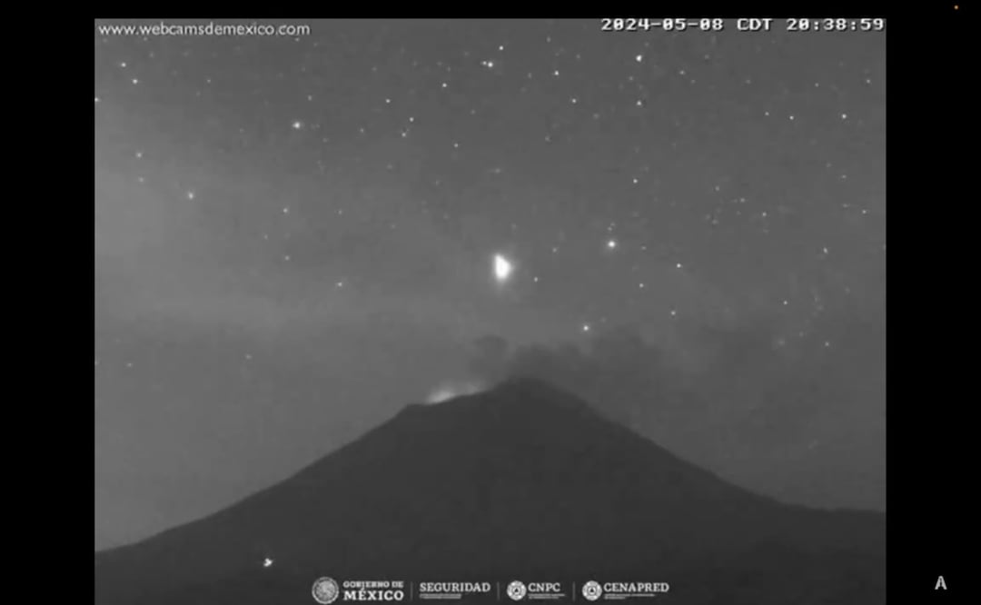 Captan objeto extraño cerca del volcán Popocatépetl. Foto: Captura de Pantalla, @webcamsdemexico
