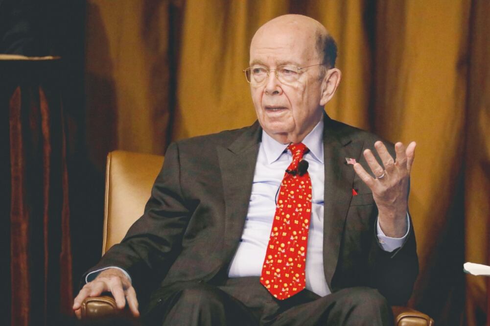 El secretario de Comercio de EU, Wilbur Ross, diluyó las expectativas de que se alcance un acuerdo sobre el TLCAN en las próximas semanas. (MIKE BLAKE. REUTERS)