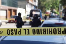 Hombres armados asesinan a cinco jóvenes en una casa de León, Guanajuato; víctimas tenían entre 17 y 21 años de edad