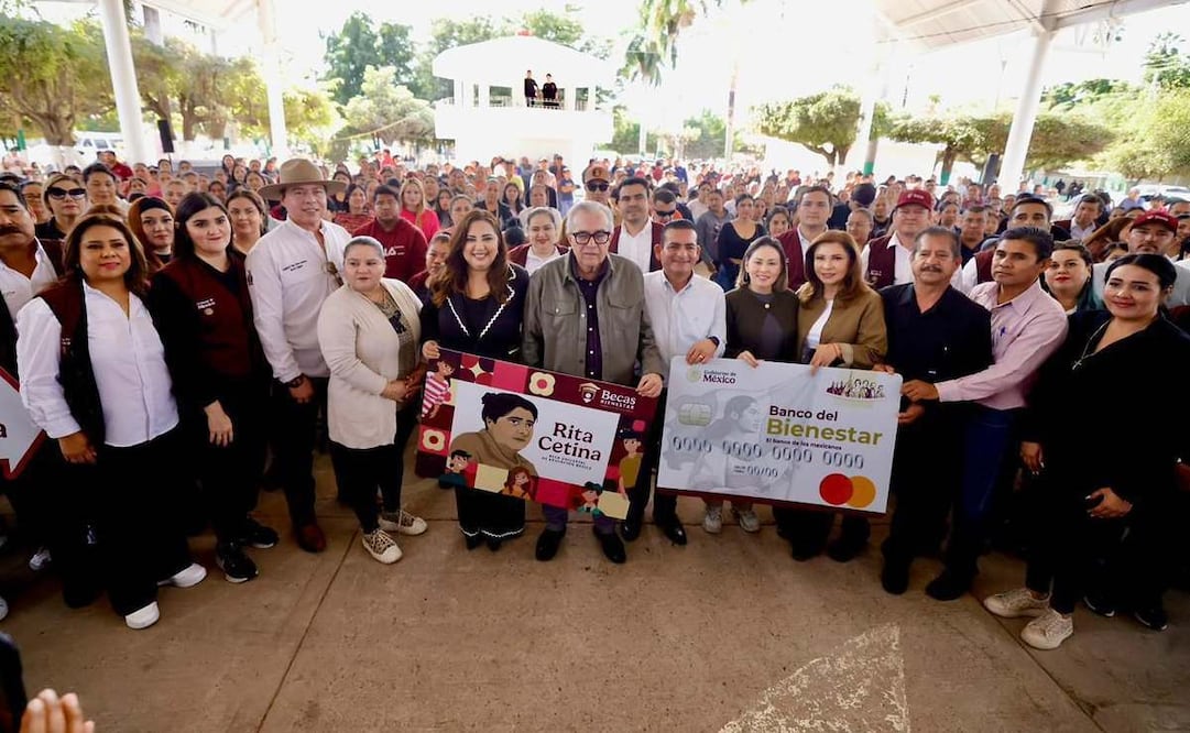 Entregan Beca Rita Cetina Gutiérrez a 222 alumnos de Navolato, Sinaloa (07/01/2026). Foto: Especial
