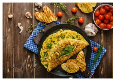 Consiente a tu familia con sencillos y nutritivos omelettes para el desayuno