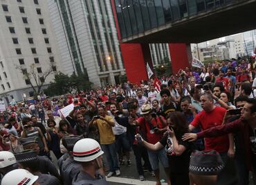 Protesta contra Temer en Sao Paulo termina con incidentes