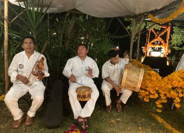 Plañideras, una tradición de Querétaro, en Xcaret