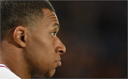 La madre de Mbappé niega acuerdo para renovar con el PSG