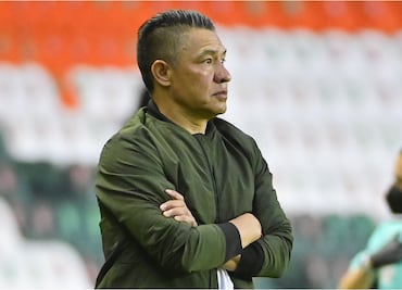 Mexicanos a España, a Segunda División... ¿Para qué?