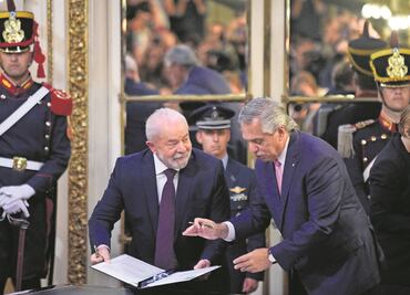 Crisis de la democracia, ausente en la Celac