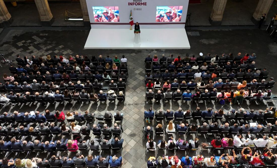 Familia, gabinete y otros poderes, así la organización de los invitados al primer informe de gobierno de la presidenta Claudia Sheinbaum. Foto: Presidencia