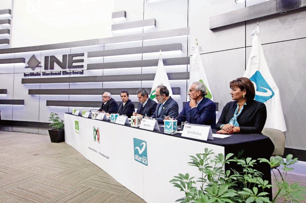 El convenio de coalición aprobado por el INE establece que PRI y Partido Verde aportarán 386 mdp, frente a 19.8 mdp del Panal (ARCHIVO EL UNIVERSAL)