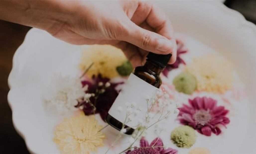 Cuando el perfume pierda intensidad, añada unas gotas más de aceite esencial. Foto: Archivo EL UNIVERSAL