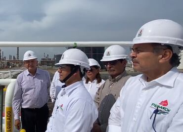 AMLO presume rehabilitación de refinería de Salina Cruz; se está logrando sin corrupción, dice